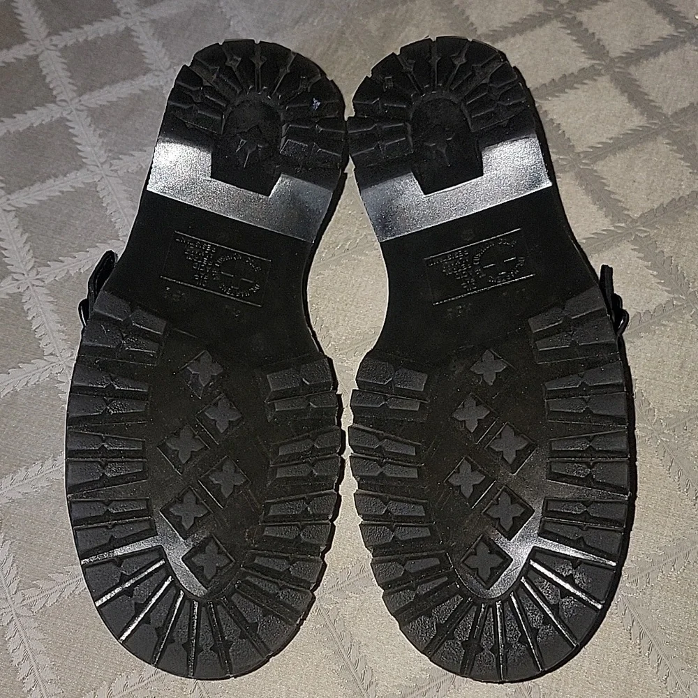 DR. Martens Addina Flower Buckle Maryjane Platforms - Picture 10 of 12